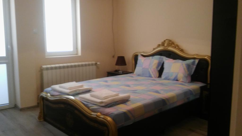Apartment Izabel Yambol Buitenkant foto